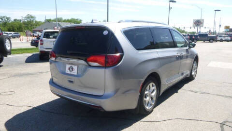 2020 Chrysler Pacifica Touring L Plus