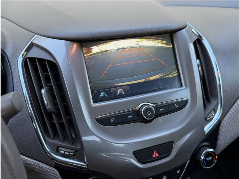 2017 Chevrolet Cruze LT Manual