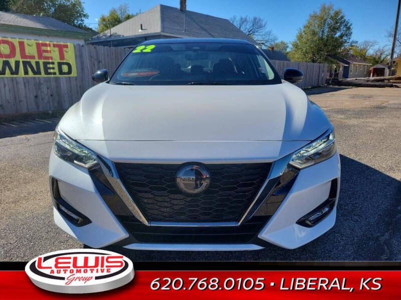 Used 2022 Nissan Sentra SR with VIN 3N1AB8DV1NY285827 for sale in Liberal, KS