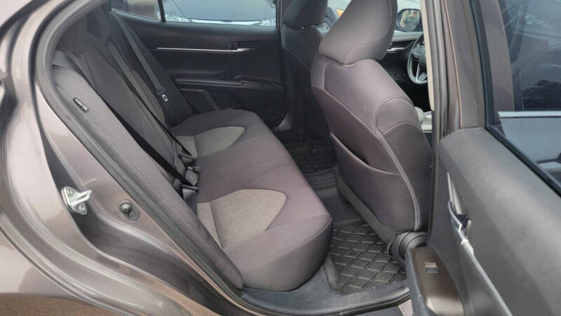 2022 Toyota Camry LE