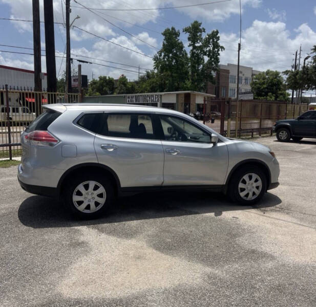 2015 Nissan Rogue S