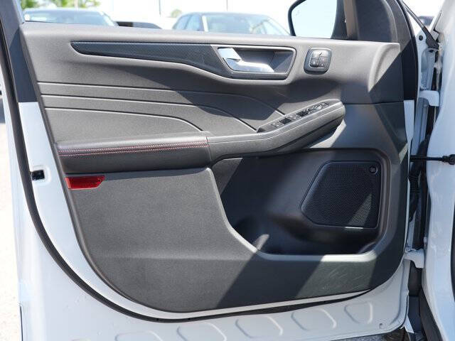 2023 Ford Escape ST-Line Select
