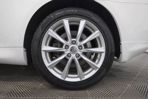 2011 Infiniti G37 Coupe x