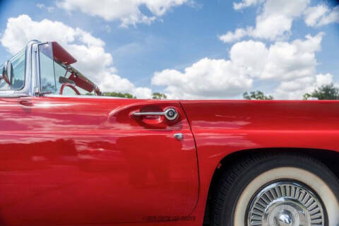 1957 Ford Thunderbird