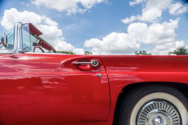 1957 Ford Thunderbird