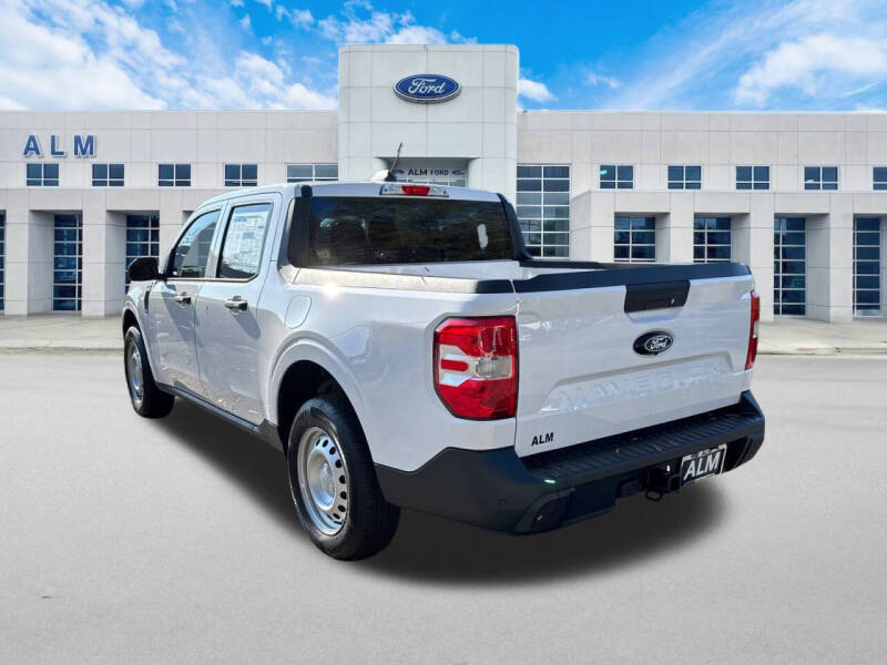 2025 Ford Maverick XL