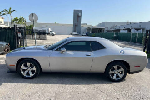 2017 Dodge Challenger SXT
