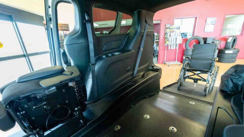 2024 Chrysler Pacifica Touring