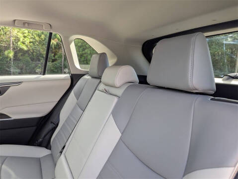 2025 Toyota RAV4 Hybrid XLE Premium