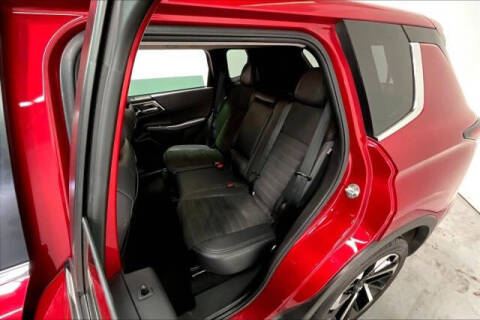 2023 Mitsubishi Outlander SE