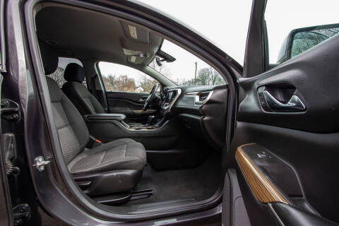 2018 GMC Acadia SLE-2