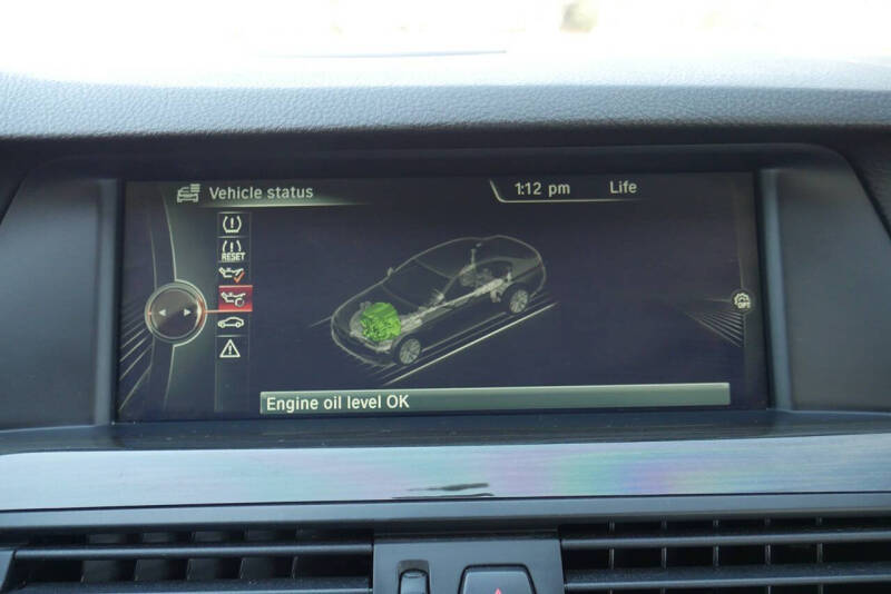 2013 BMW 5 Series 528i