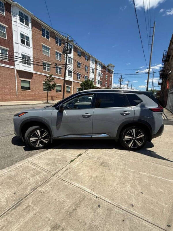 2021 Nissan Rogue SL