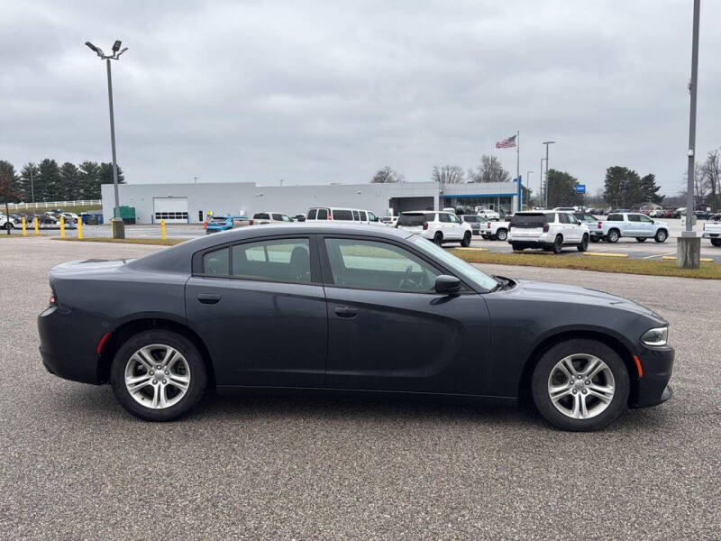 2017 Dodge Charger SE