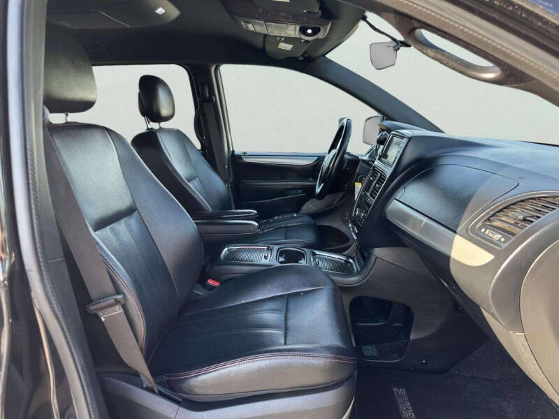2017 Dodge Grand Caravan GT