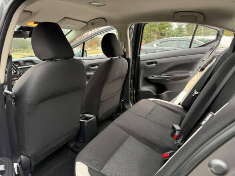 2021 Nissan Versa SV