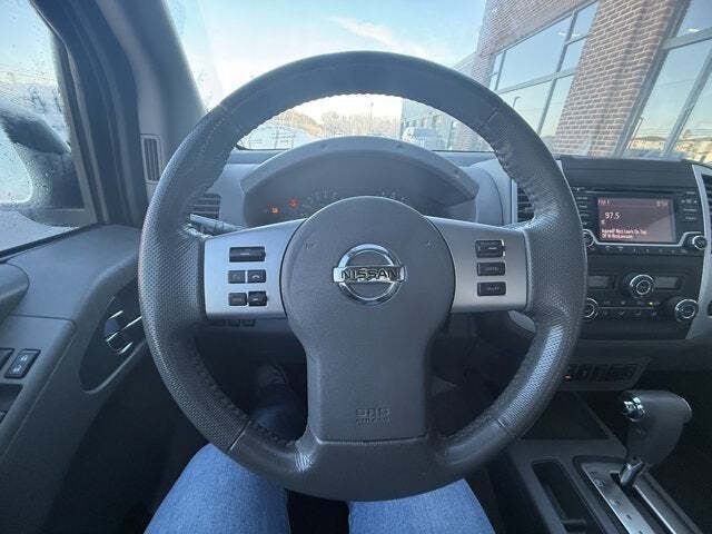 2017 Nissan Frontier SV