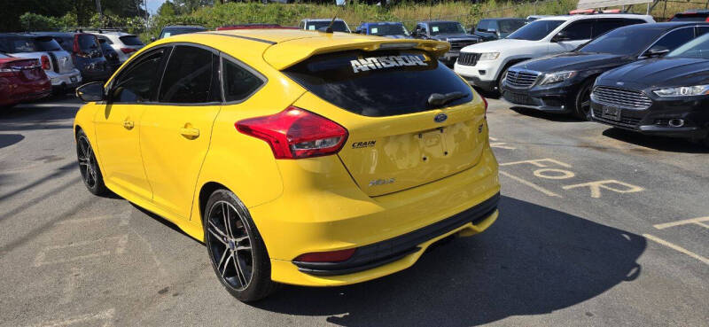 2017 Ford Focus ST
