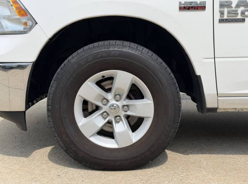 2019 RAM 1500 Classic SLT