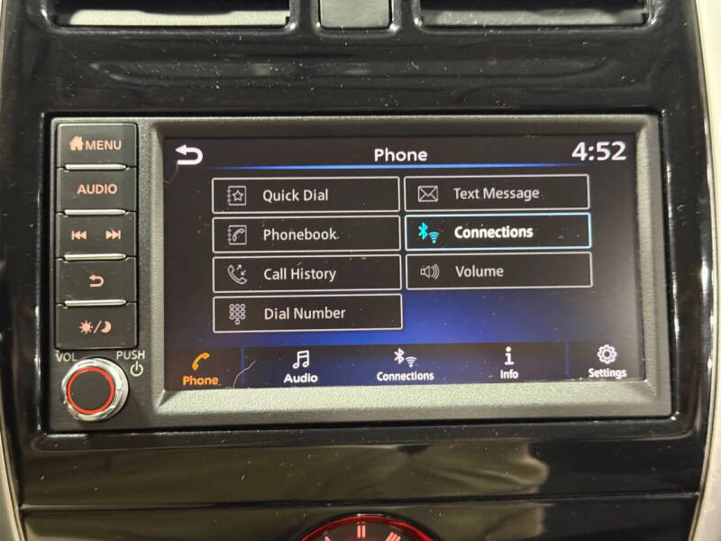 2019 Nissan Versa SV