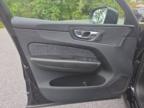 2023 Volvo XC60 B5 Core