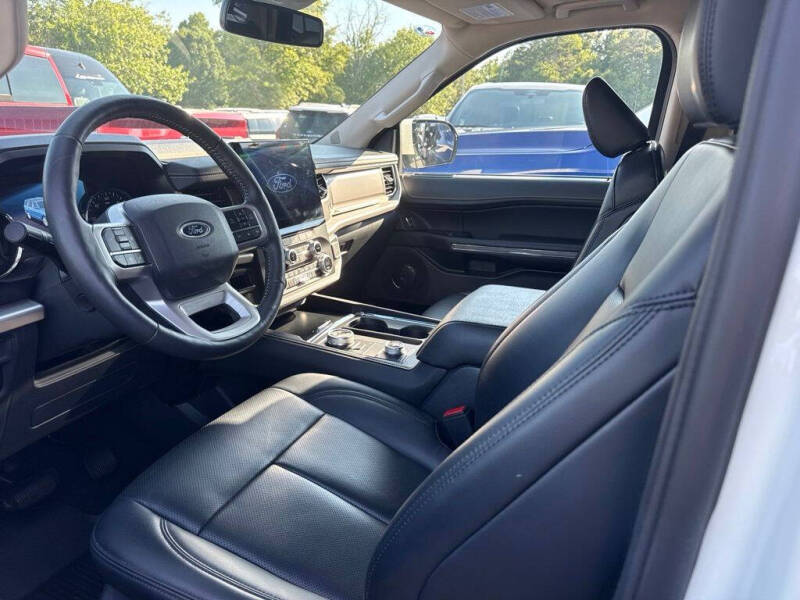 2024 Ford Expedition XLT