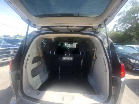 2017 Chrysler Pacifica Touring