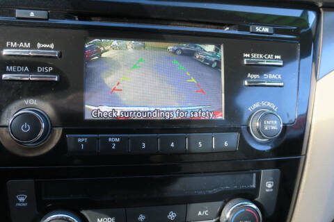 2015 Nissan Rogue SV