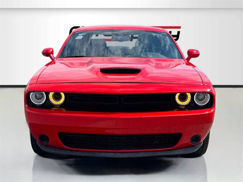 2022 Dodge Challenger SXT