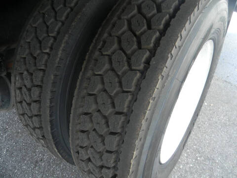 2022 Freightliner M2 106