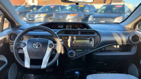 2014 Toyota Prius c Two