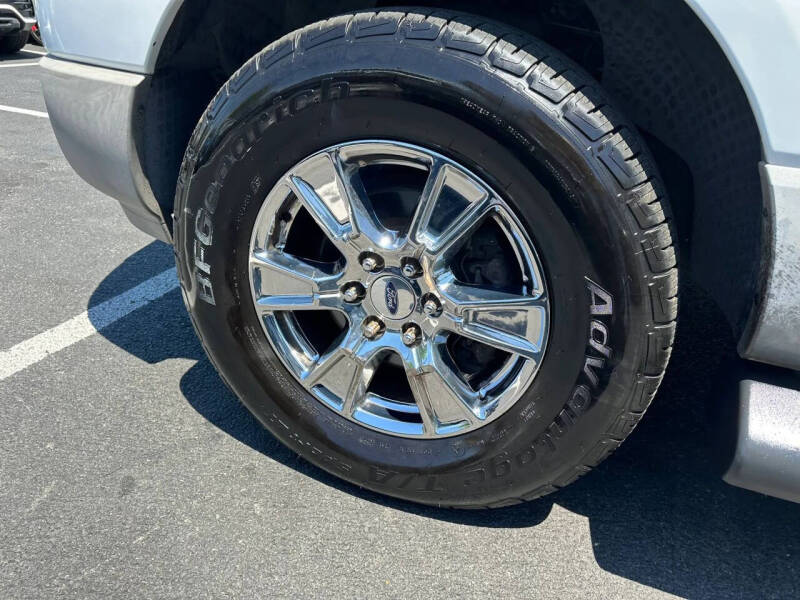 2003 Ford Expedition XLT