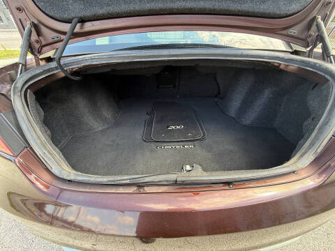 2012 Chrysler 200 Touring