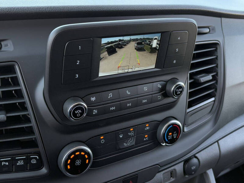 2025 Ford Transit 250