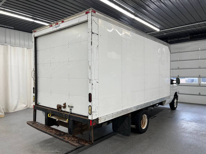 2014 Ford E-Series E-350 SD