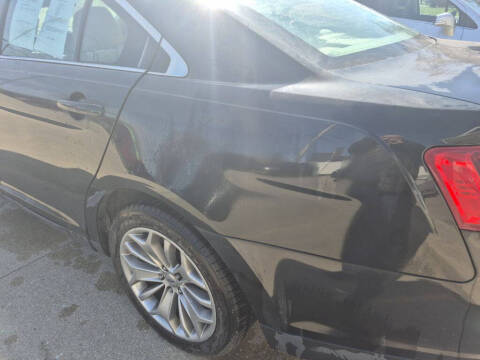 2015 Ford Taurus Limited