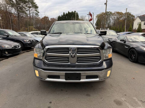 2013 RAM 1500 SLT