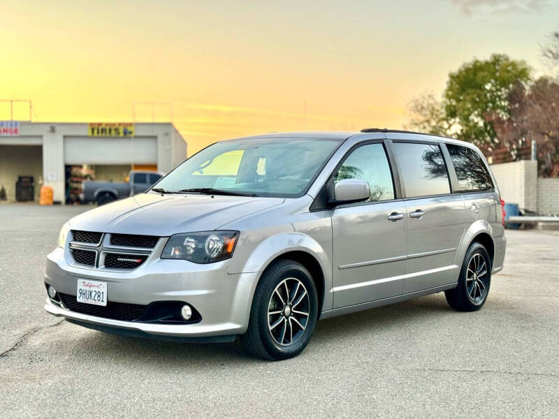 2017 Dodge Grand Caravan for sale at BARMAN AUTO INC in Bakersfield CA