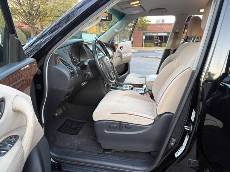 2017 Nissan Armada SV