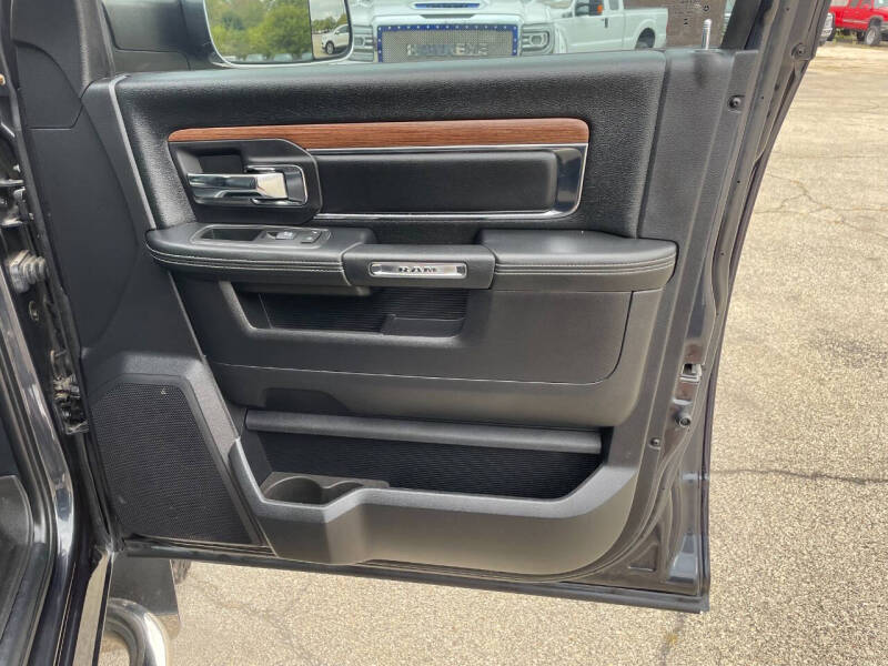2016 RAM 3500 Laramie