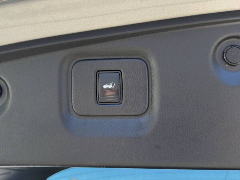 2015 Nissan Pathfinder Platinum