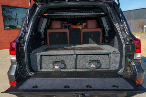 2018 Toyota Land Cruiser