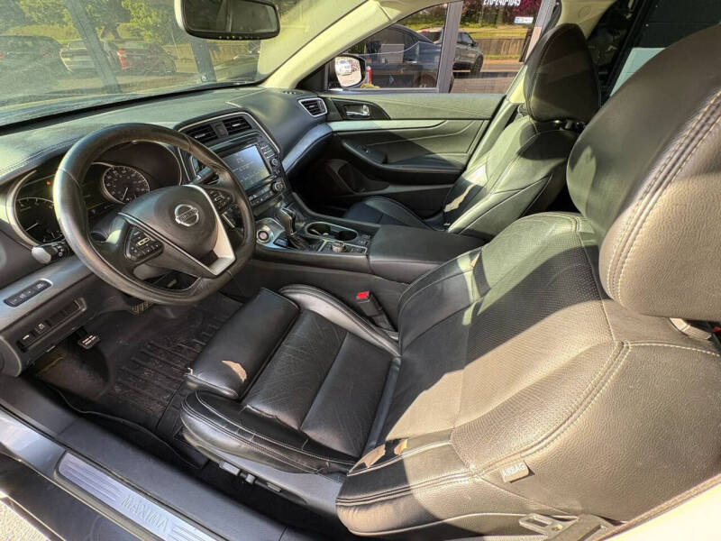 2017 Nissan Maxima