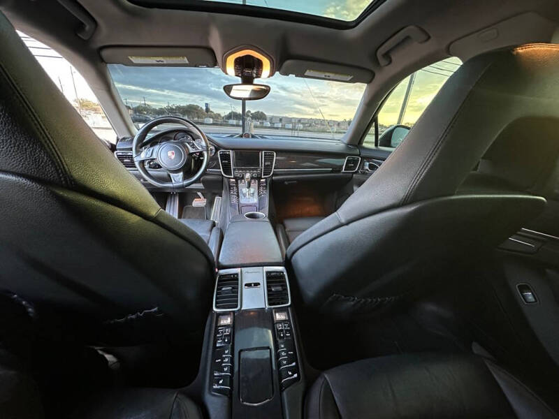 2014 Porsche Panamera