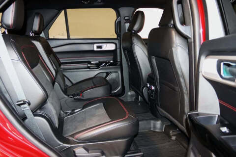 2022 Ford Explorer ST-Line