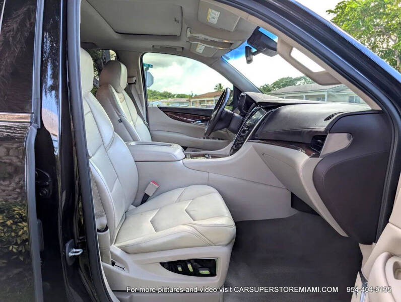 2015 Cadillac Escalade Luxury