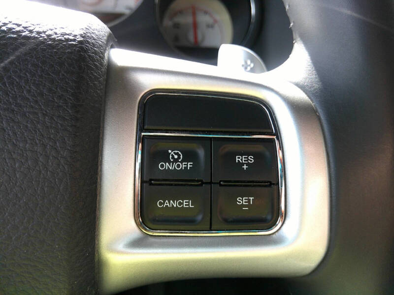 2014 Dodge Challenger SXT
