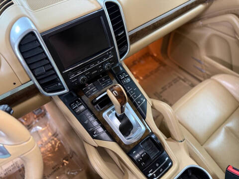 2012 Porsche Cayenne Tiptronic