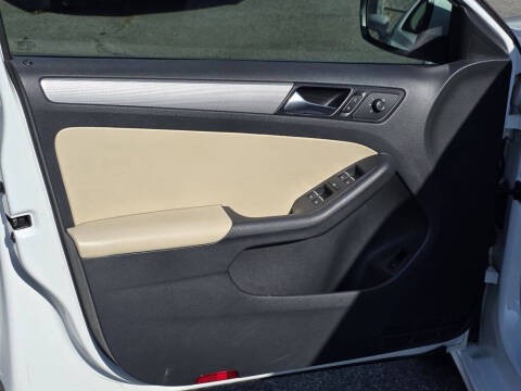 2015 Volkswagen Jetta