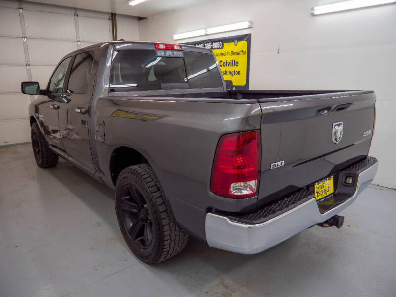 2016 RAM 1500 SLT